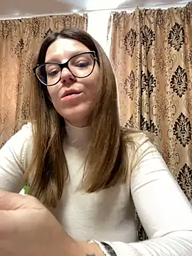Snapshot of NadiraNoor chatting on March 16, 1:49 pm NadiraNoor online show from March 16, 1:49 pm