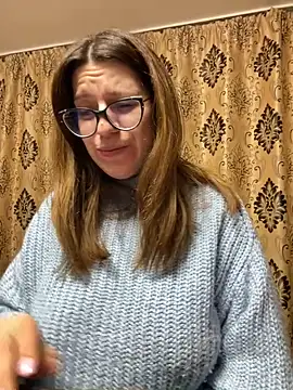 Snapshot of NadiraNoor chatting on March 19, 1:32 am NadiraNoor online show from March 19, 1:32 am