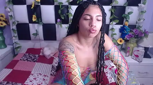 arianaa tompsoon online show from December 27, 6:35 am