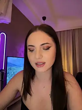 AvaGianna online show from January 9, 9:26 pm