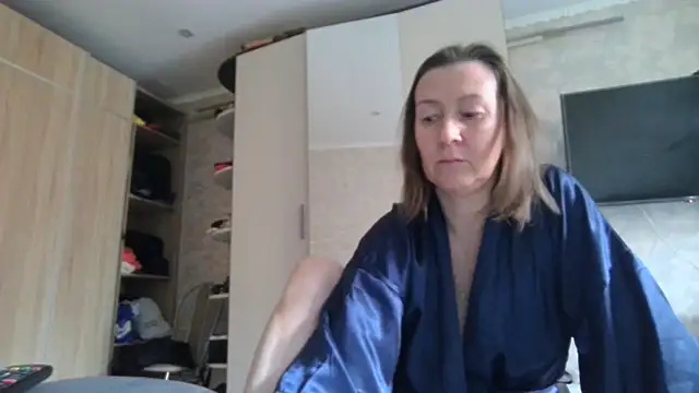 Snapshot of WindChristy chatting on October 7, 12:24 pm WindChristy online show from October 7, 12:24 pm