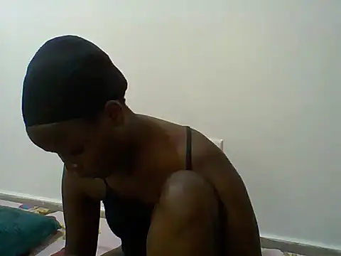 Snapshot of Creamy_Hotpussy25 chatting on July 14, 10:21 am Creamy Hotpussy25 online show from July 14, 10:21 am