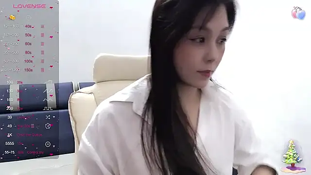 Snapshot of Toookiss chatting on February 11, 6:40 am Toookiss online show from February 11, 6:40 am