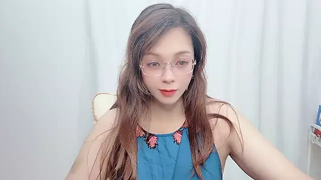 Snapshot of Toookiss chatting on October 4, 2:04 pm Toookiss online show from October 4, 2:04 pm