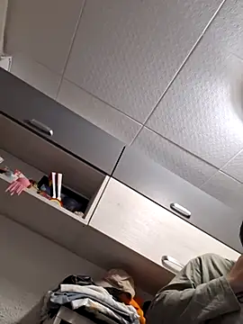 Javier bear online show from December 18, 10:16 pm