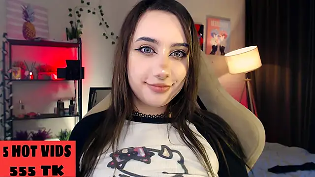 Snapshot of MoranaKit chatting on October 14, 7:53 am MoranaKit online show from October 14, 7:53 am