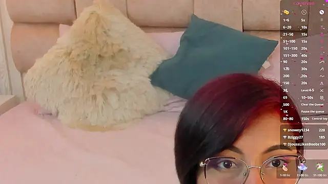 MonieLodge online show from March 4, 6:15 am