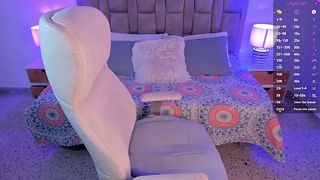 MonieLodge online show from March 11, 3:05 am