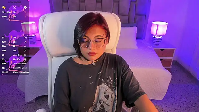 MonieLodge online show from March 14, 7:04 am