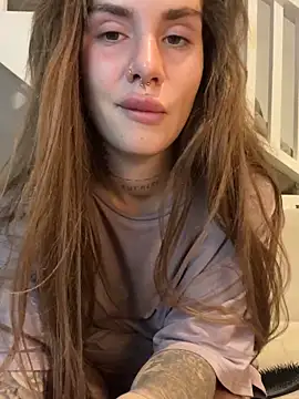 EmiliaCatalina online show from December 24, 2:10 am