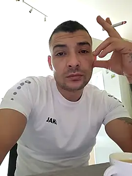 Zoltanioan26 online show from November 29, 8:50 am