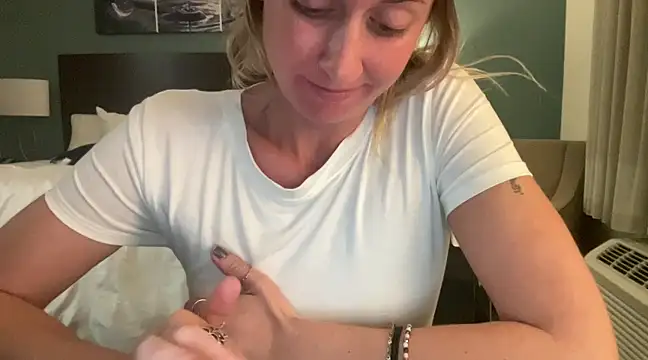 Aggbb online show from January 19, 1:43 am