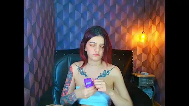 LiaHarryis online show from October 12, 6:07 pm