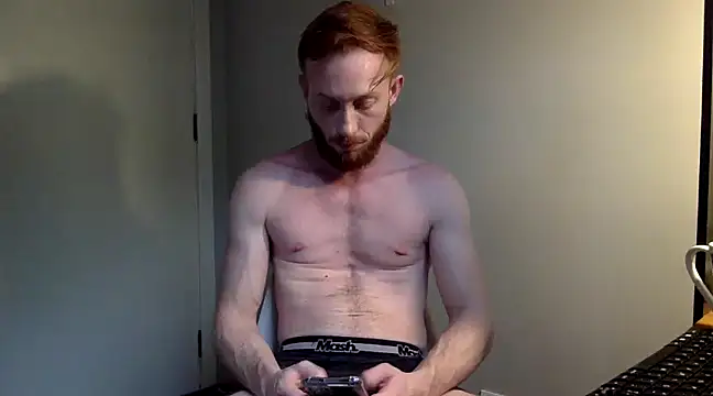Smoker Ginger online show from December 9, 7:29 pm