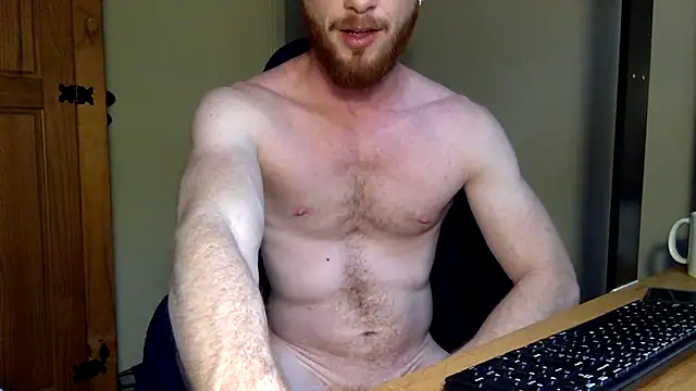 Snapshot of Smoker_Ginger chatting on October 28, 6:32 pm Smoker Ginger online show from October 28, 6:32 pm