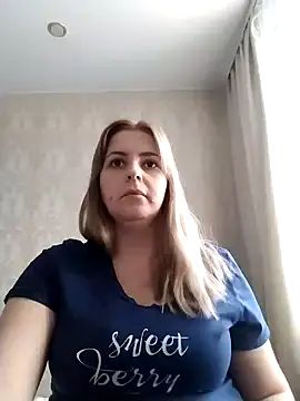 Snapshot of Lady_nice_cat chatting on February 6, 8:39 am Lady nice cat online show from February 6, 8:39 am