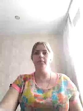 Snapshot of Lady_nice_cat chatting on February 18, 4:04 am Lady nice cat online show from February 18, 4:04 am