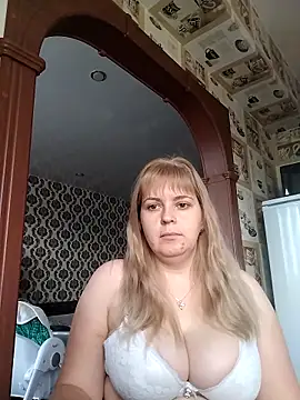 Snapshot of Lady_nice_cat chatting on September 15, 3:06 am Lady nice cat online show from September 15, 3:06 am