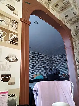 Snapshot of Lady_nice_cat chatting on October 13, 4:12 am Lady nice cat online show from October 13, 4:12 am