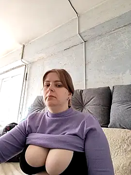 Lady nice cat online show from February 15, 6:10 am