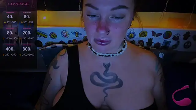 EllieOz online show from December 24, 12:33 pm