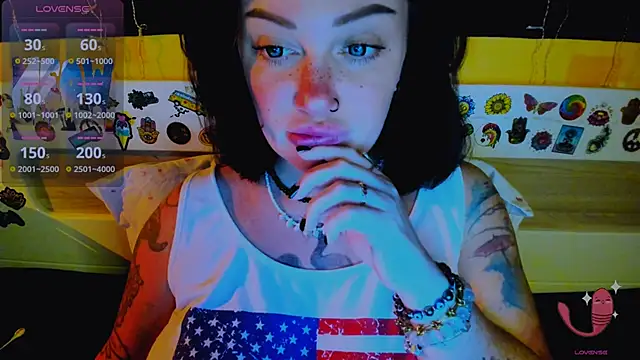 EllieOz online show from November 29, 3:15 pm