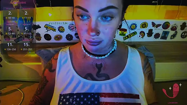 EllieOz online show from January 18, 6:12 pm