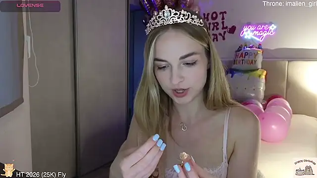 Snapshot of Miss_Aliannaa chatting on June 3, 6:35 pm Miss Aliannaa online show from June 3, 6:35 pm