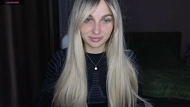 Snapshot of Yoda21 chatting on November 7, 6:08 pm Yoda21 online show from November 7, 6:08 pm