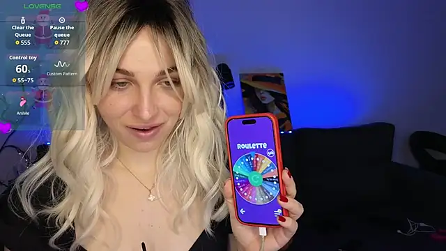 Snapshot of Yoda21 chatting on December 4, 2:04 pm Yoda21 online show from December 4, 2:04 pm