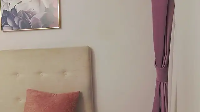 CassieHilton online show from January 7, 10:56 pm