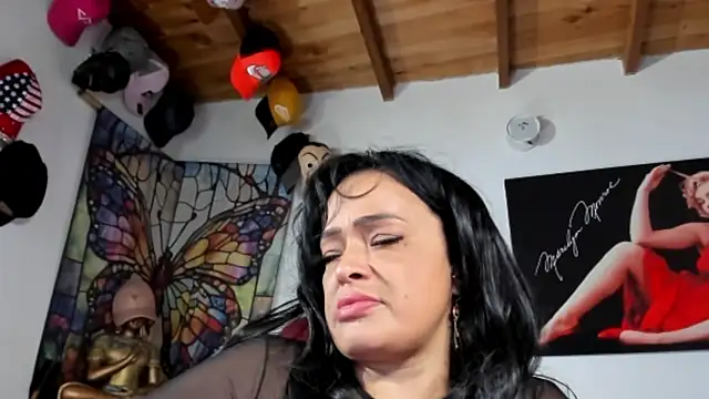 seleneh online show from January 8, 6:05 am