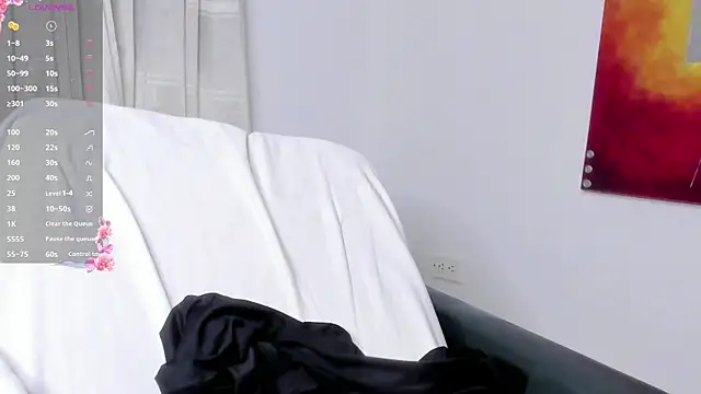 Amina hafsa online show from January 6, 9:32 pm