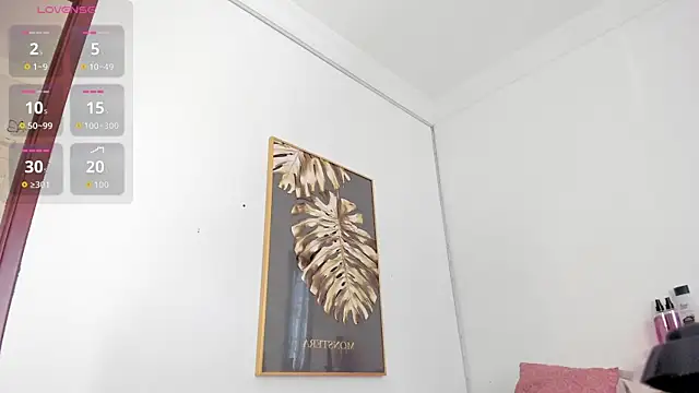 Amina hafsa online show from April 15, 7:58 pm