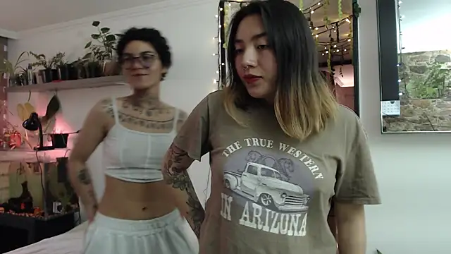 anaroman01 online show from April 18, 7:18 pm