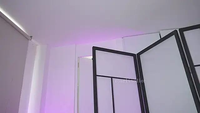 roselinedior online show from March 5, 1:51 pm