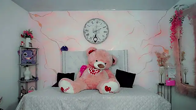 maria camilacms online show from March 24, 6:02 pm