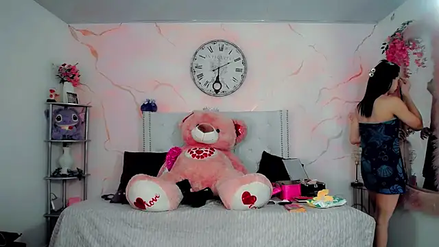 maria camilacms online show from March 31, 5:35 pm