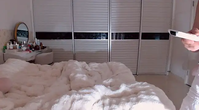 Snapshot of -Lucky_Girl chatting on January 15, 11:43 am -Lucky Girl online show from January 15, 11:43 am