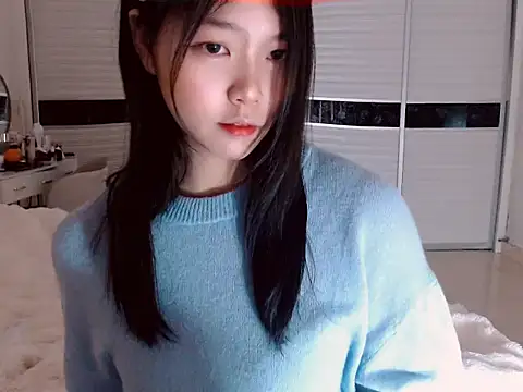 Snapshot of -Lucky_Girl chatting on January 25, 2:14 pm -Lucky Girl online show from January 25, 2:14 pm