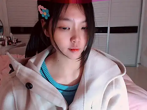 Snapshot of -Lucky_Girl chatting on February 3, 8:46 am -Lucky Girl online show from February 3, 8:46 am