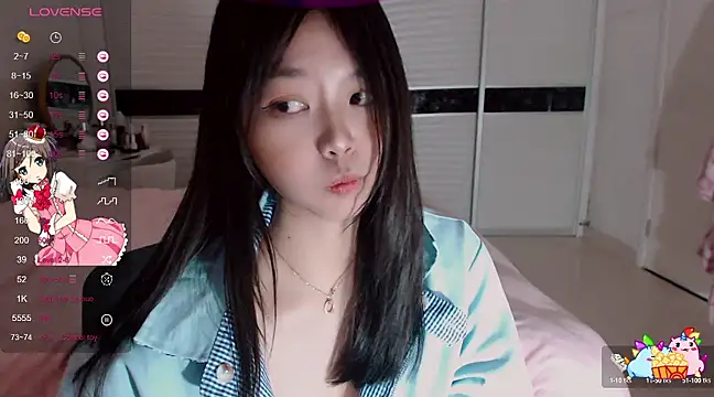 Snapshot of -Lucky_Girl chatting on February 18, 11:11 am -Lucky Girl online show from February 18, 11:11 am
