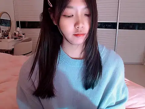 Snapshot of -Lucky_Girl chatting on February 26, 5:31 am -Lucky Girl online show from February 26, 5:31 am