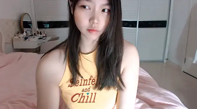 Snapshot of -Lucky_Girl chatting on March 21, 11:12 pm -Lucky Girl online show from March 21, 11:12 pm