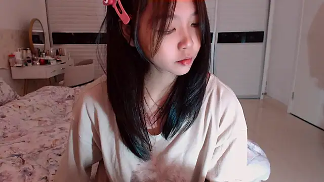 -Lucky Girl online show from November 21, 3:16 am