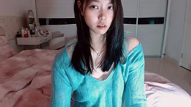 -Lucky Girl online show from March 22, 2:04 am