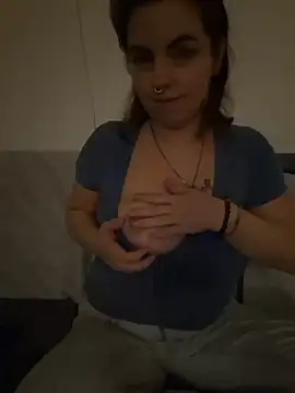 Jassiundich2 online show from March 6, 11:34 pm