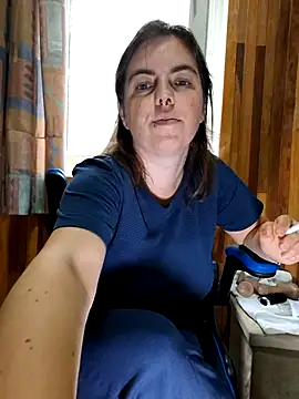 Jassiundich2 online show from July 8, 1:15 pm