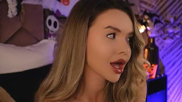 KatyaBelle online show from October 27, 8:13 pm