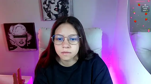 SamanthaRoldaan online show from November 21, 1:54 pm